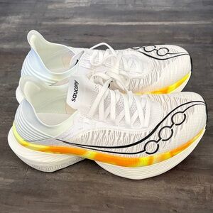 Saucony Endorphin elite 2